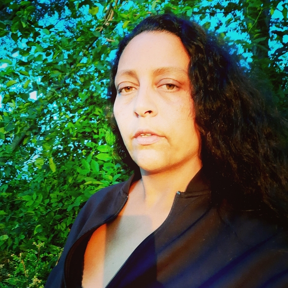 Meet your Posher, Angela - Picture 5 of 7